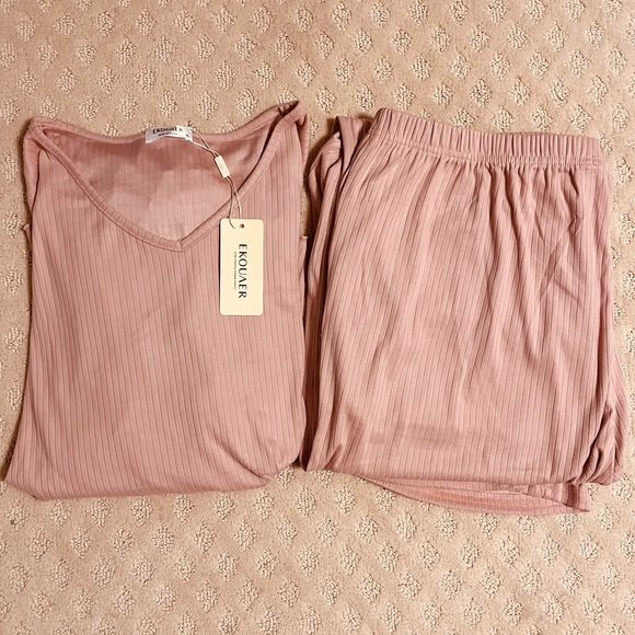 Women's Dusty Rose Loungewear Set - Picture 3 of 3